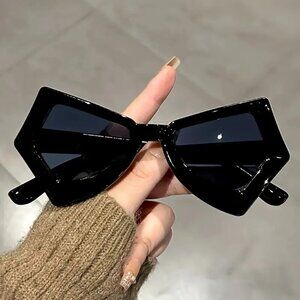 Irregular Cat Eye Sunglasses
